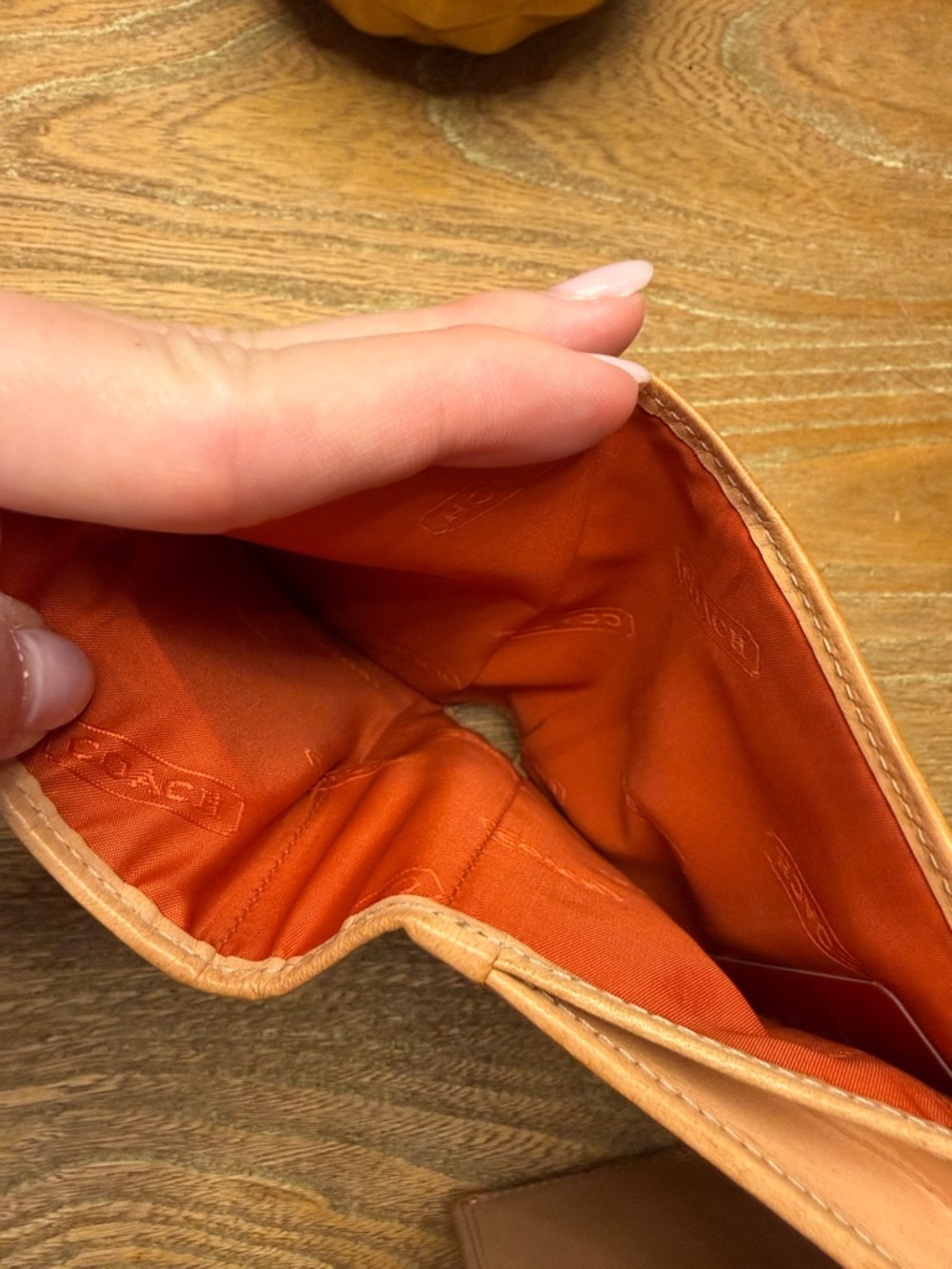 Vintage Coach Brown/Tan Signature Canvas Bi-Fold Wallet - Picture 5 of 8